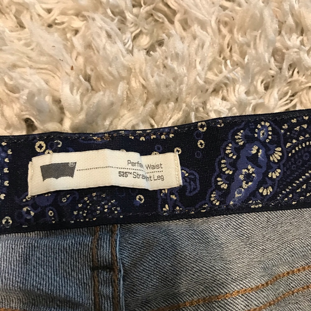 Levi cut off boot cut jeans